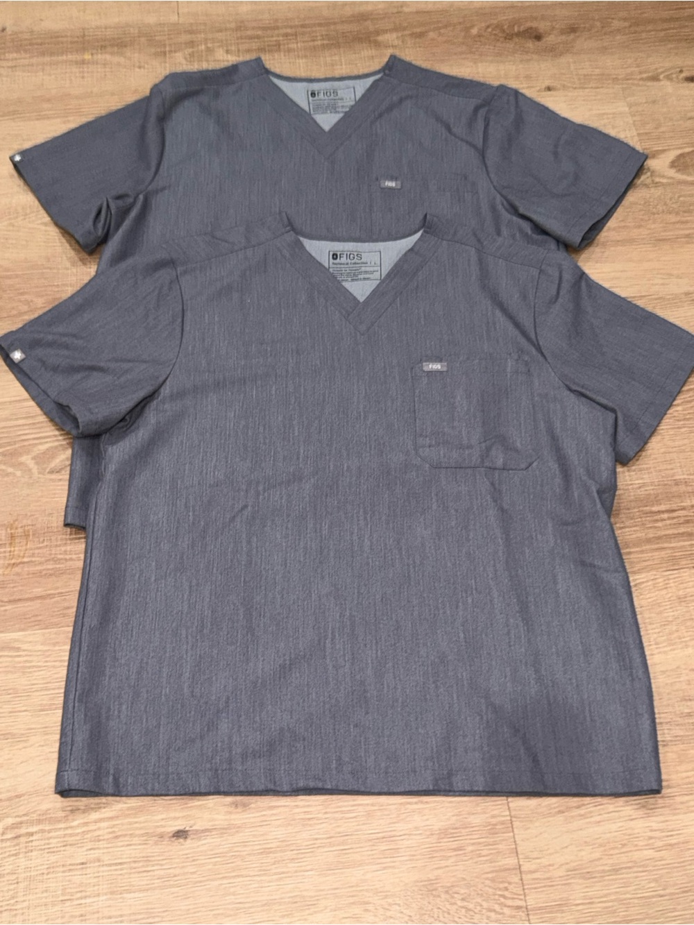 FIGS Technical Collection Scrub Top Set 2 Pc Gray L NWOT